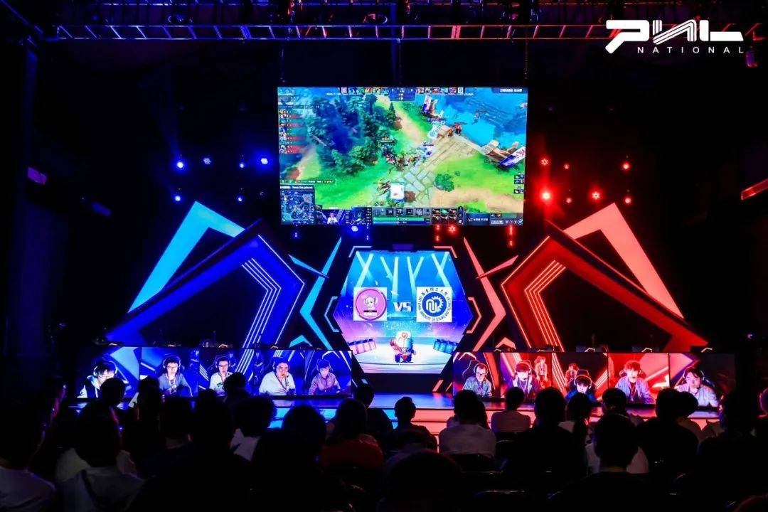 她在关键局 她在关键局